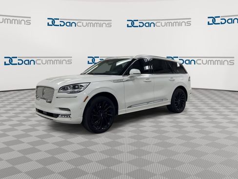 Used 2022 Lincoln Aviator Reserve w/ Equipment Group 201A image 4