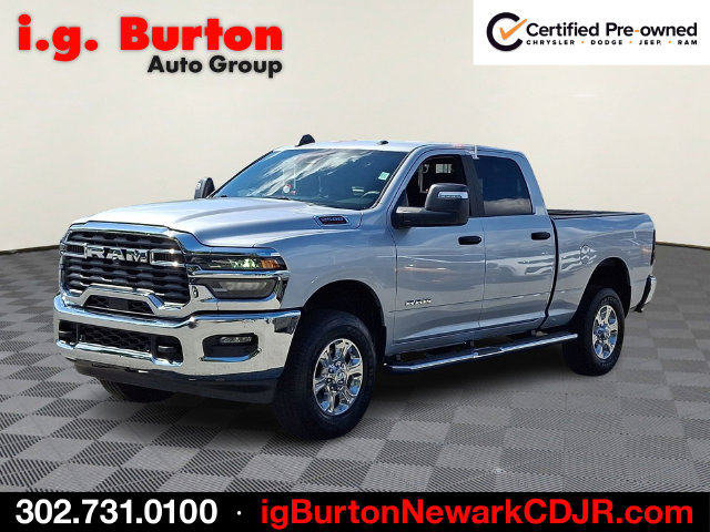 Used 2026 RAM 2500 Big Horn AWD/4WD image 3