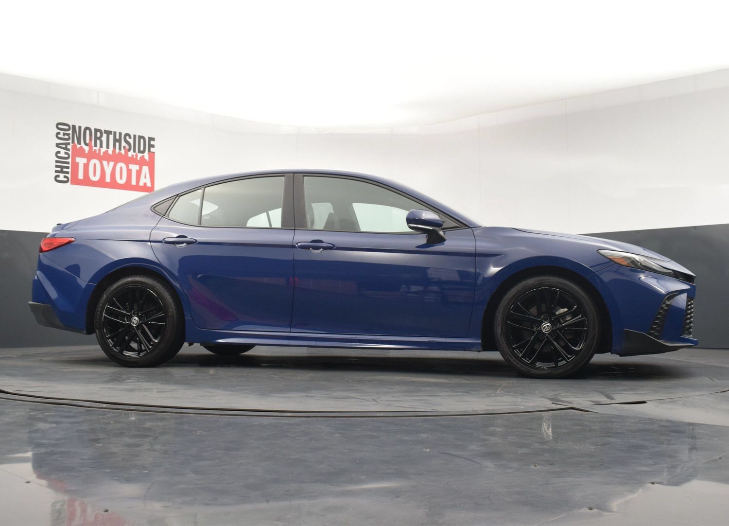 Used 2025 Toyota Camry SE FWD image 28