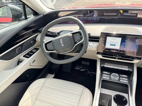 New 2026 Lincoln Nautilus Reserve w/ Jet Appearance Package AWD/4WD image 12