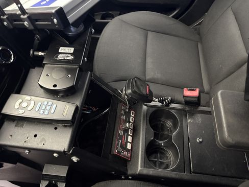 Used 2017 Ford Explorer 4WD Police Interceptor image 20