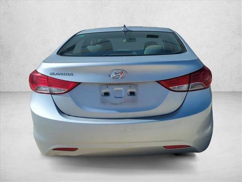 Used 2011 Hyundai Elantra GLS FWD image 3