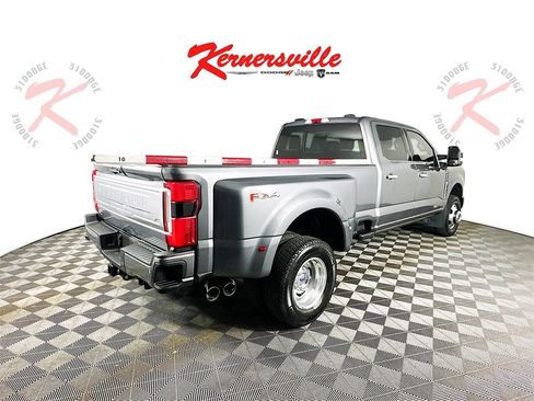Used 2024 Ford F350 Platinum image 7