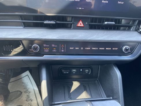 Used 2024 Kia Sportage X-Line w/ X-Line Premium Package image 20