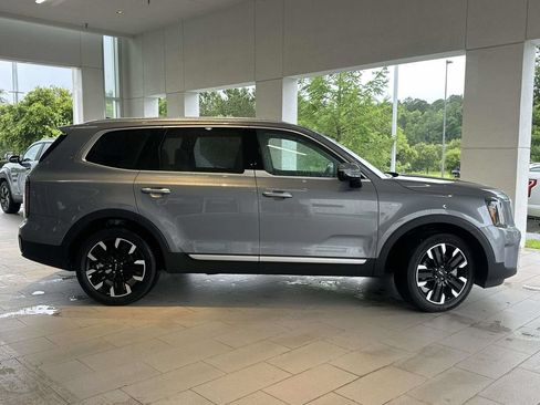 Used 2025 Kia Telluride SX w/ SX Captain's Chair Package AWD/4WD image 5