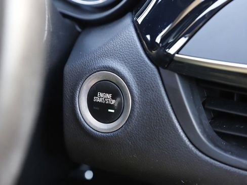 Used 2018 Buick Envision Essence image 22