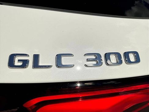 Used 2026 Mercedes-Benz GLC 300 image 26