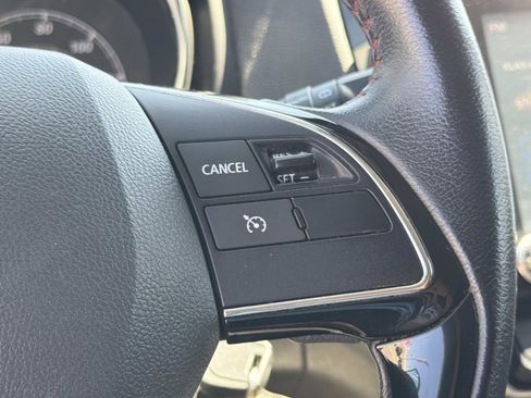 Used 2022 Mitsubishi Outlander Sport ES FWD image 10