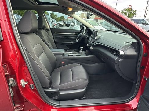 Used 2019 Nissan Altima 2.5 SV image 23