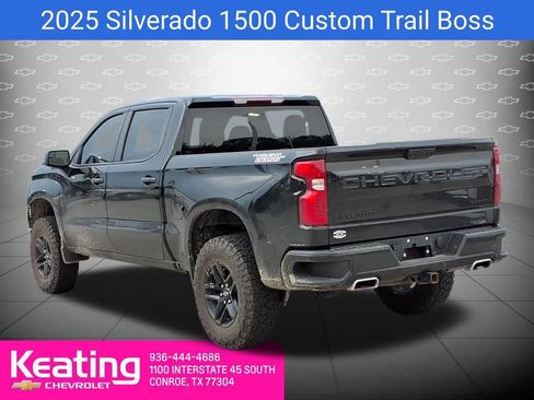 Used 2025 Chevrolet Silverado 1500 Custom Trail Boss w/ LPO, Dark Essentials Package AWD/4WD image 2