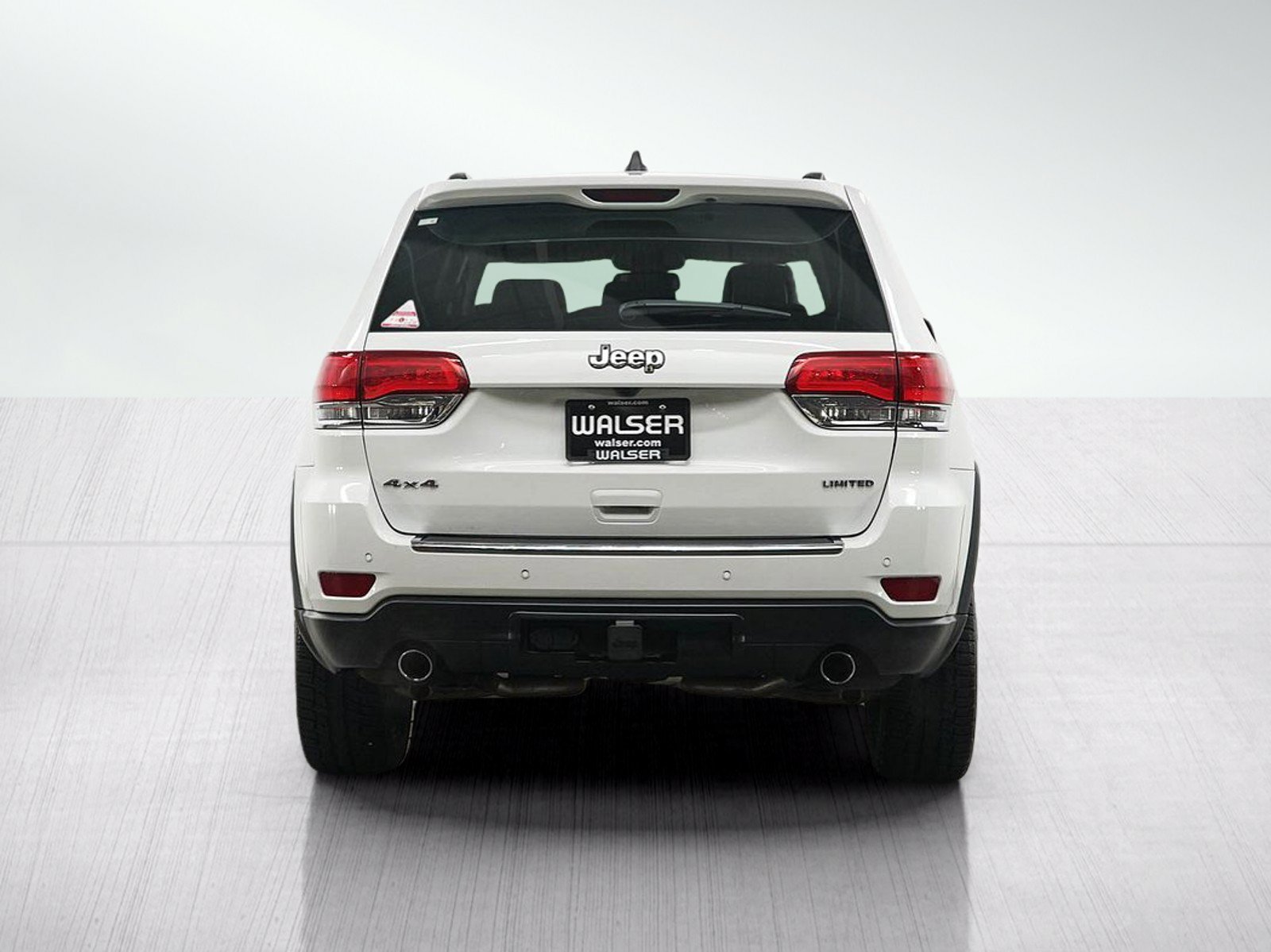 Used 2016 Jeep Grand Cherokee Limited w/ Trailer Tow Group IV AWD/4WD image 4