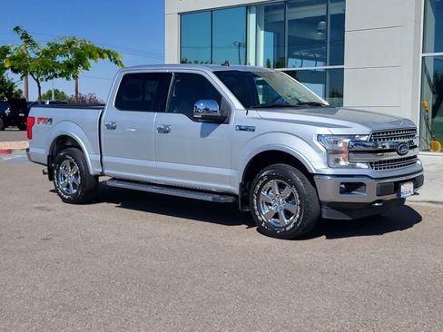 Used 2019 Ford F150 Lariat w/ Equipment Group 502A Luxury AWD/4WD image 3