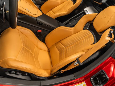 Used 2024 Chevrolet Corvette Z06 image 25