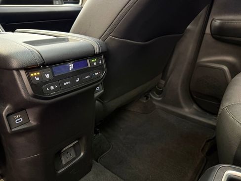 Certified 2026 Toyota Grand Highlander Platinum image 20