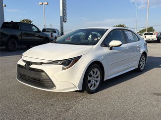 Used 2024 Toyota Corolla LE FWD video 2