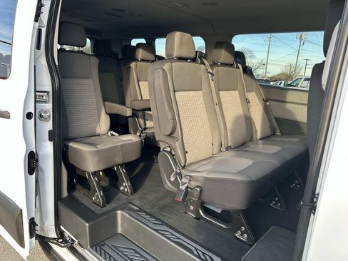 Used 2023 Ford Transit 350 XLT image 17