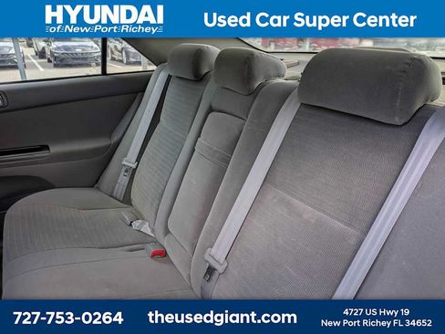 Used 2006 Toyota Camry LE FWD image 14