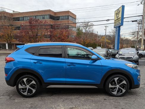 Used 2017 Hyundai Tucson Sport image 7