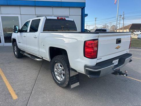 Used 2016 Chevrolet Silverado 2500 LT image 2