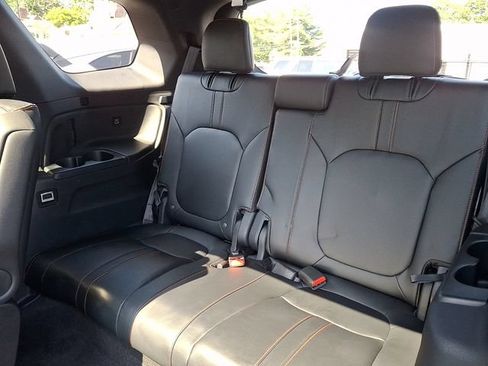 Certified 2023 Honda Pilot TrailSport image 11
