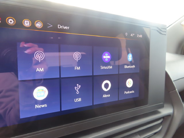 Certified 2025 Chevrolet Silverado EV W/T AWD/4WD image 29