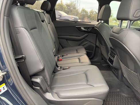 Used 2025 Audi Q7 3.0T Premium Plus image 13
