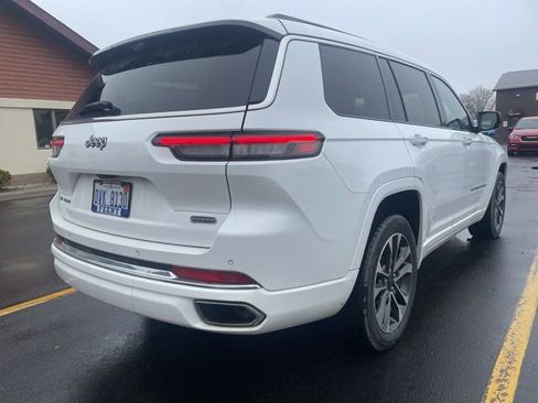 Used 2021 Jeep Grand Cherokee L Overland w/ Luxury Tech Group IV image 3
