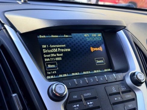 Used 2017 Chevrolet Equinox LT w/ Convenience Package image 11