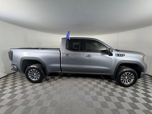 Used 2020 GMC Sierra 1500 Elevation w/ Elevation Value Package image 8