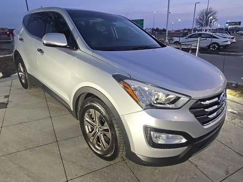 Used 2013 Hyundai Santa Fe Sport image 2