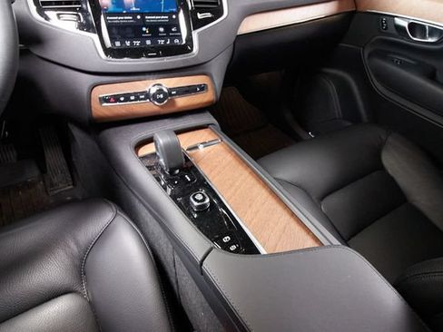 Certified 2023 Volvo XC90 B6 Plus w/ Protection Package Premier AWD/4WD image 10
