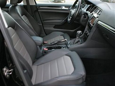 Used 2015 Volkswagen Golf SEL FWD image 19