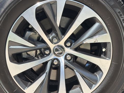 Used 2022 Lexus RX 350 AWD w/ Premium Package image 18