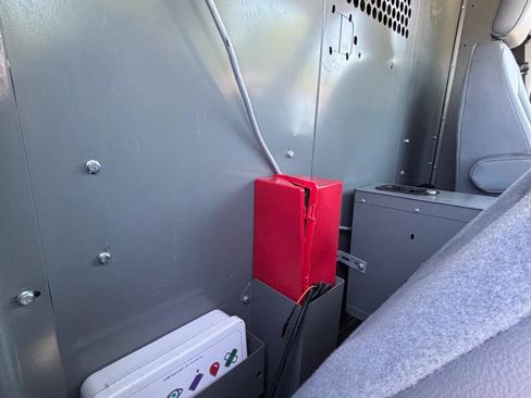 Used 2017 Ford Transit 250 148 Medium Roof RWD image 32
