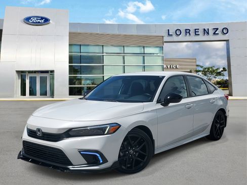 Used 2022 Honda Civic Sport image 1