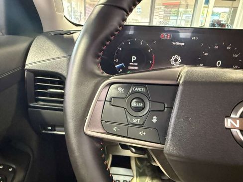 Used 2026 Nissan Sentra SR w/ Floor Mat Package FWD image 12