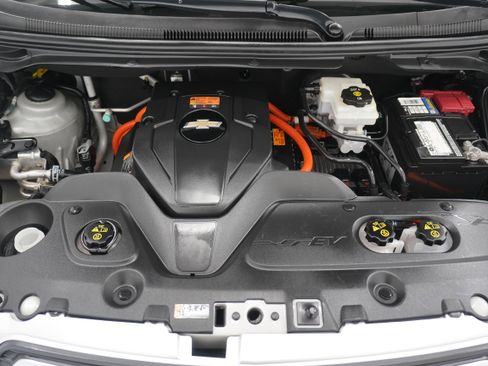 Used 2015 Chevrolet Spark LT image 25