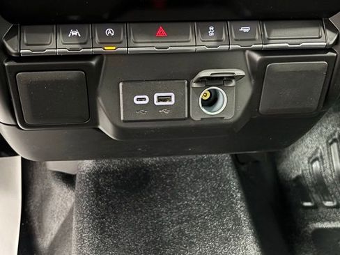 New 2026 Chevrolet Silverado 1500 W/T w/ WT Value Package image 24