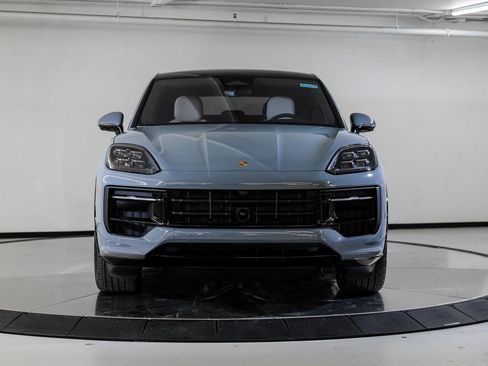 New 2026 Porsche Cayenne GTS AWD/4WD image 10