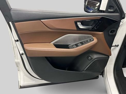 Certified 2023 Acura MDX SH-AWD w/ Technology Package image 13