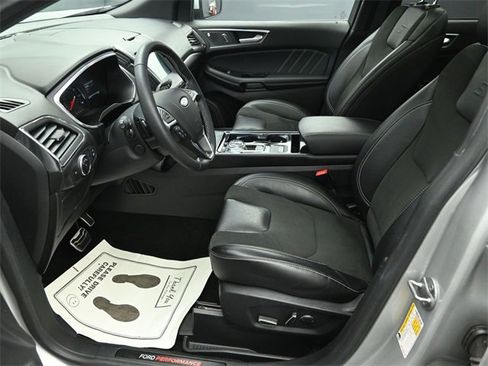 Certified 2019 Ford Edge ST w/ Convenience Package image 12