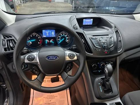 Used 2014 Ford Escape S FWD image 10