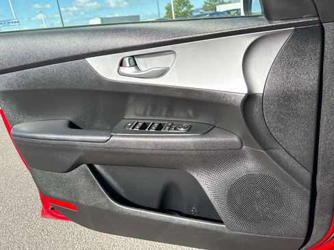 Used 2023 Kia Forte LXS FWD image 12