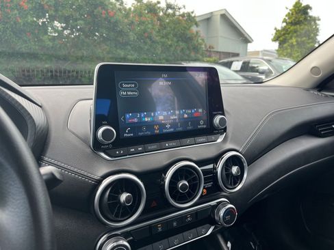 Used 2025 Nissan Sentra SV image 17