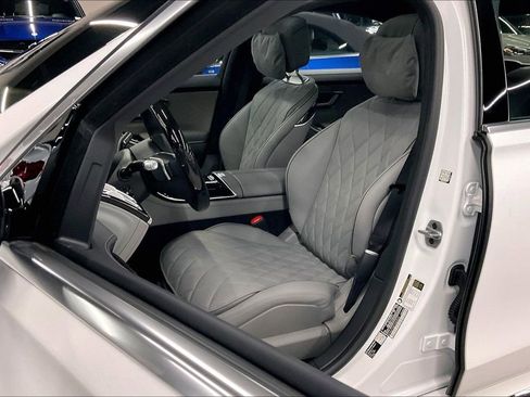 New 2026 Mercedes-Benz S 580 4MATIC Sedan image 9