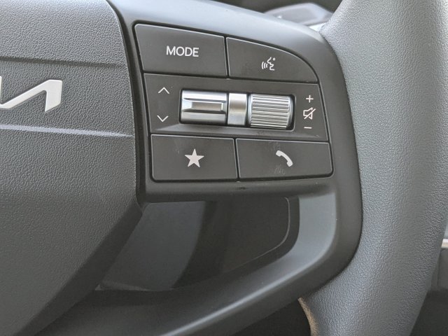 New 2027 Kia K4 FWD image 24