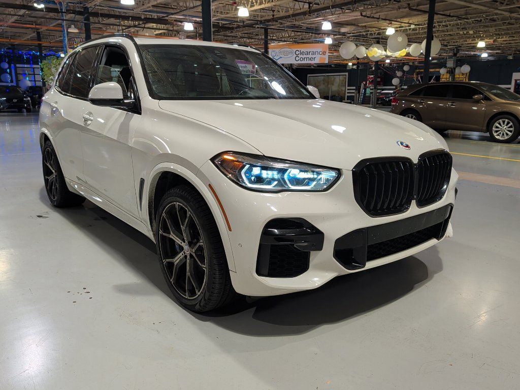 Used 2023 BMW X5 M50i w/ Executive Package AWD/4WD image 5