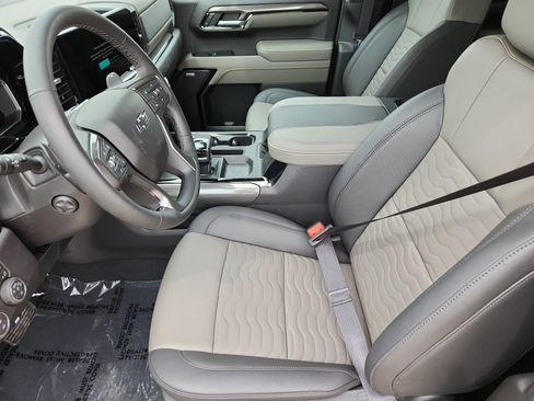 New 2026 Chevrolet Silverado 1500 ZR2 AWD/4WD image 7