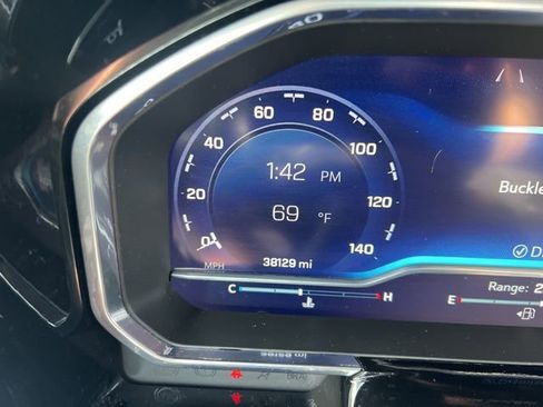 Used 2023 Chevrolet Silverado 1500 High Country w/ Technology Package image 11