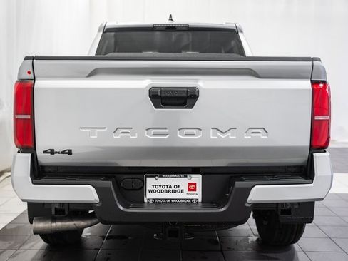 New 2025 Toyota Tacoma TRD Sport image 5